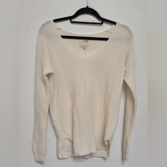 Wilfred Sweaters - Wilfred Free Aritzia Sz M OAT 100% Laine Wool Chunky knit Oat Pullover Sweater